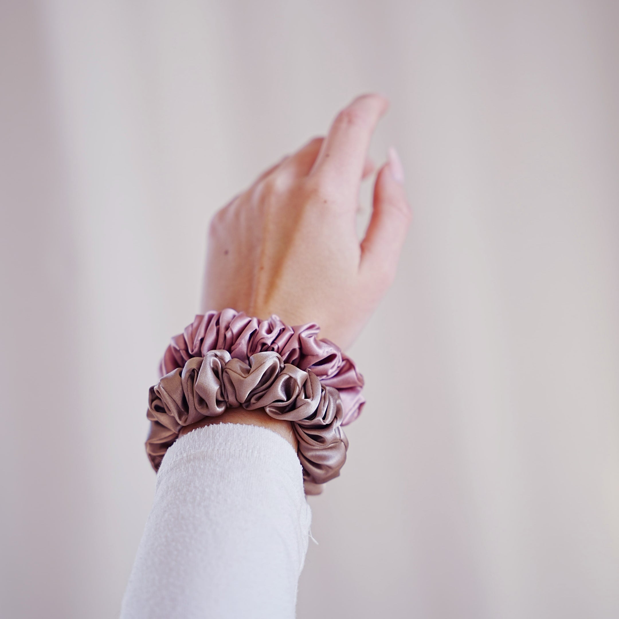 Sovasana SilkesScrunchie