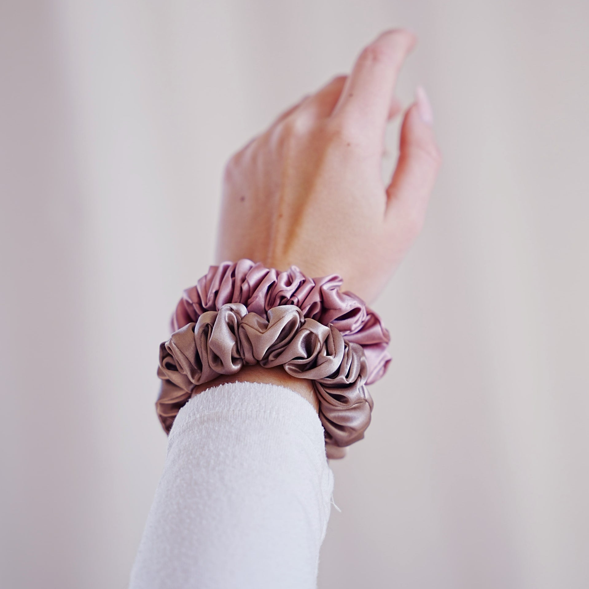 Sovasana SilkesScrunchie